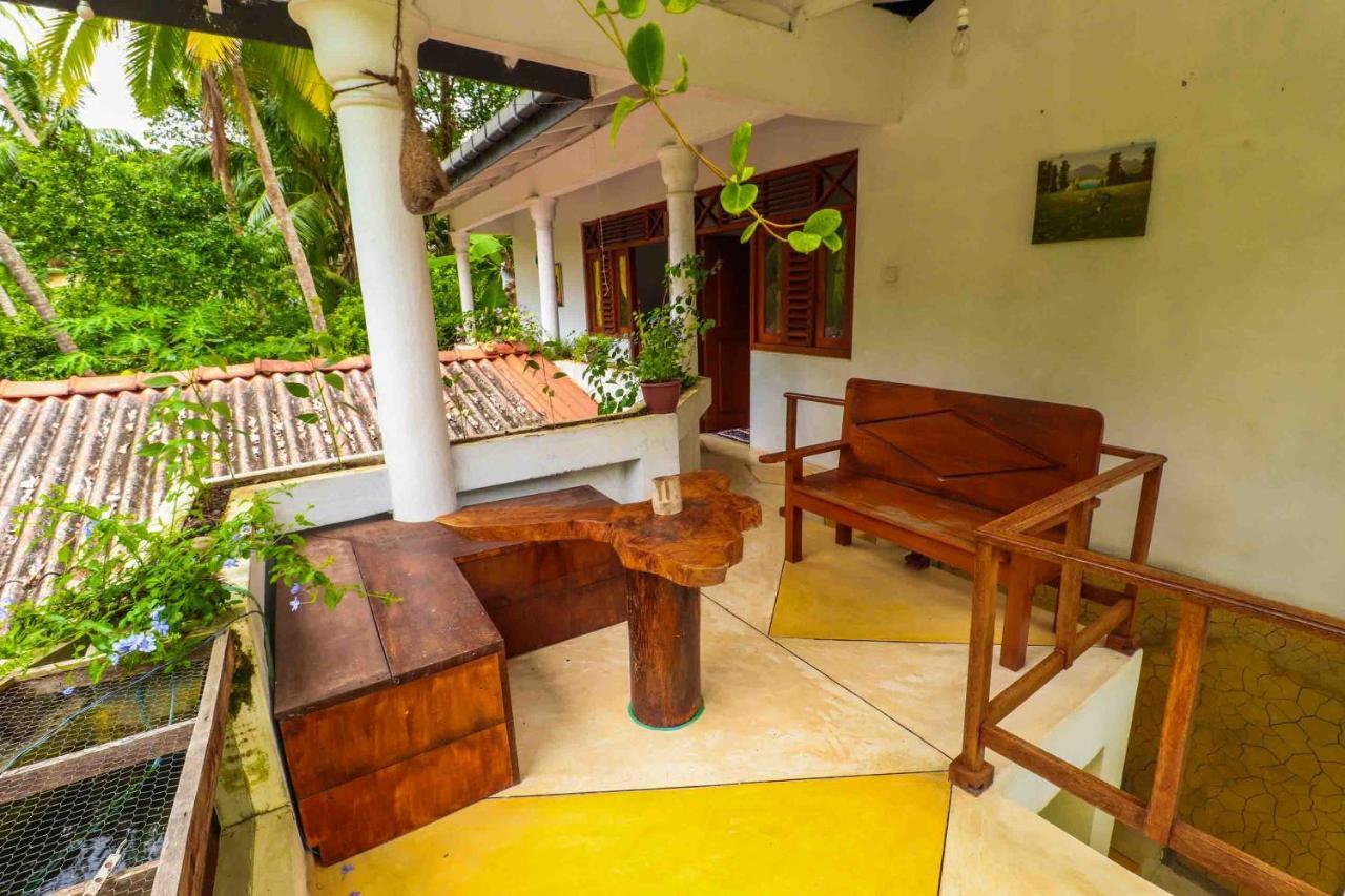 Pahalagawattha Homestay Unawatuna Exterior photo